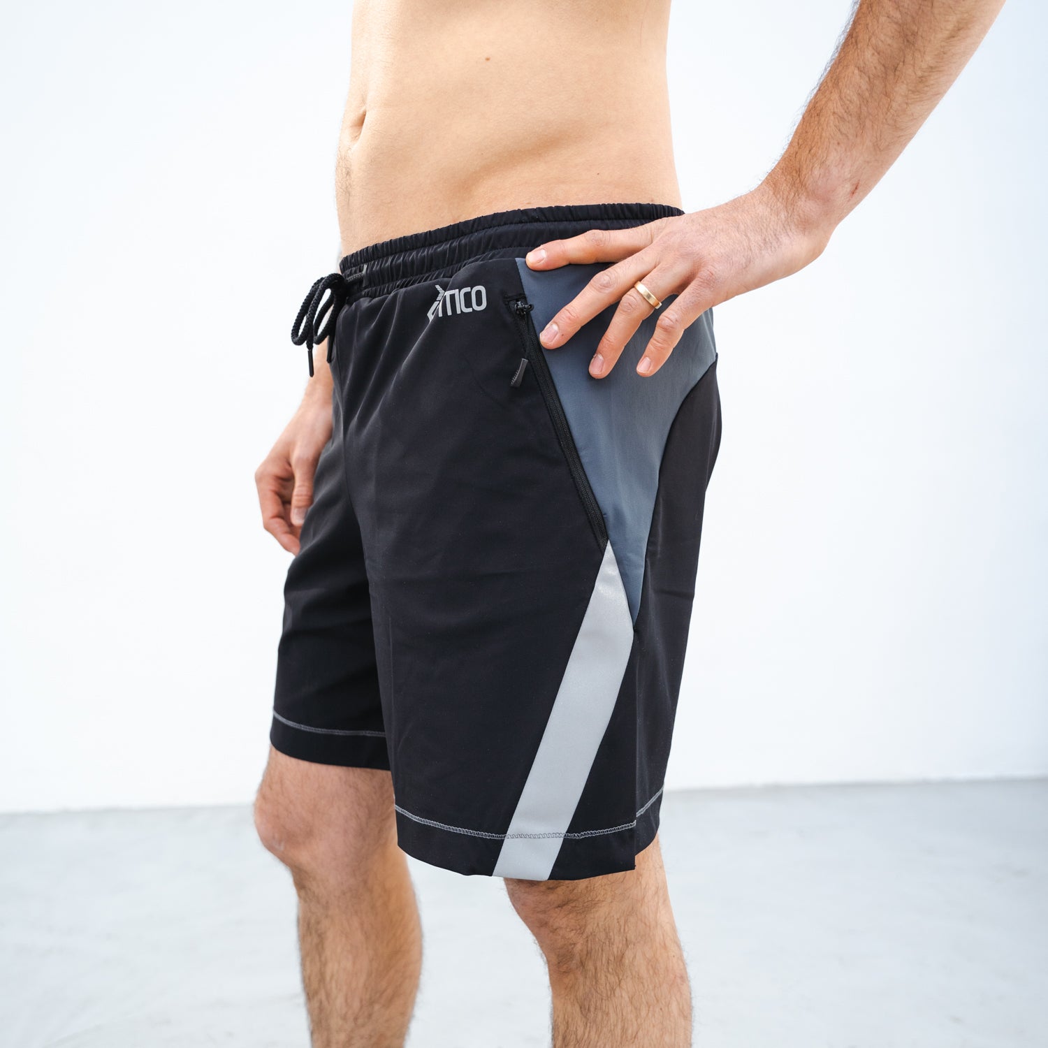 Men\'s – Endurance Collection Sportswear Shorts Fitico Black